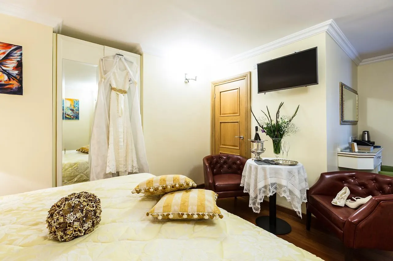 Linton Hotel Luton Лутон