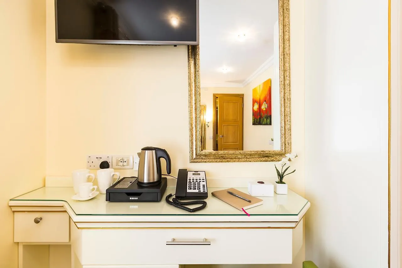 Linton Hotel Luton Лутон