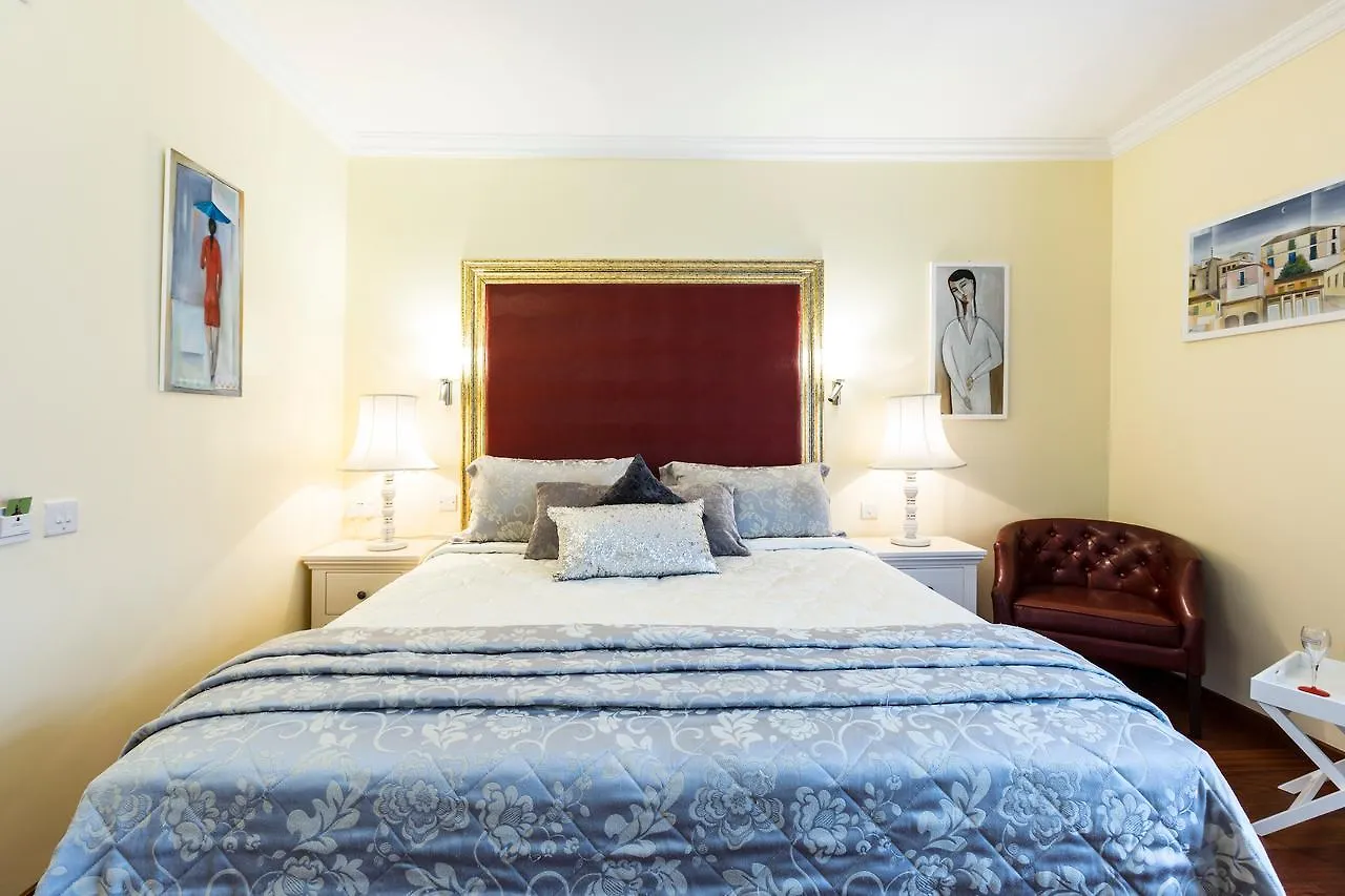 Linton Hotel Luton Лутон